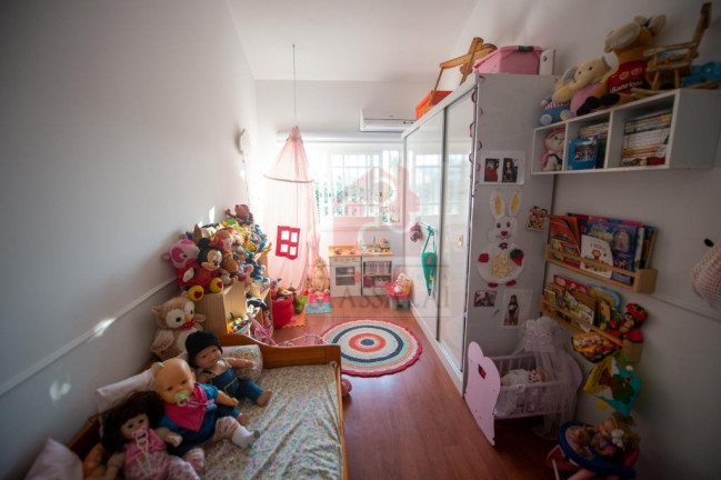 Imagem Casa com 3 Quartos à Venda, 139 m² em Serraria - Porto Alegre Imagem Casa com 3 Quartos à Venda, 139 m² em Serraria - Porto Alegre