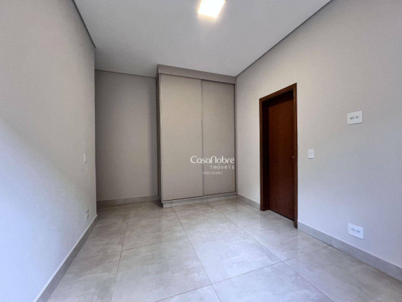 Imagem Casa com 4 Quartos à Venda, 200 m² em Vila Do Golf - Ribeirão Preto Imagem Casa com 4 Quartos à Venda, 200 m² em Vila Do Golf - Ribeirão Preto