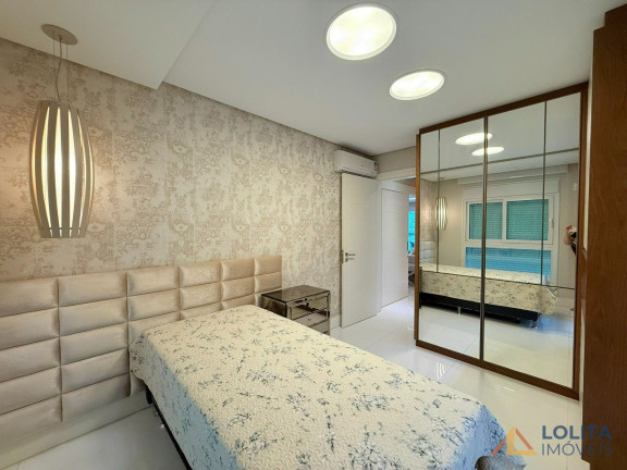 Imagem Apartamento com 3 Quartos à Venda, 122 m² em Agronômica - Florianópolis Imagem Apartamento com 3 Quartos à Venda, 122 m² em Agronômica - Florianópolis