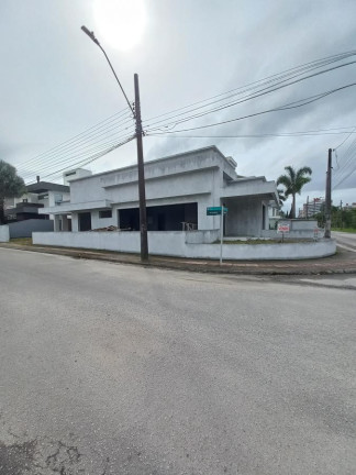 Casa à Venda, 243 m² em Pedra Branca - Palhoça