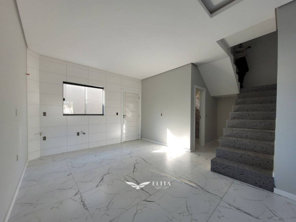 Imagem Sobrado com 3 Quartos à Venda, 100 m² em Centro - Barra Velha