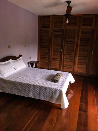 Imagem Casa com 7 Quartos à Venda, 120 m² em Itaipava - Petrópolis