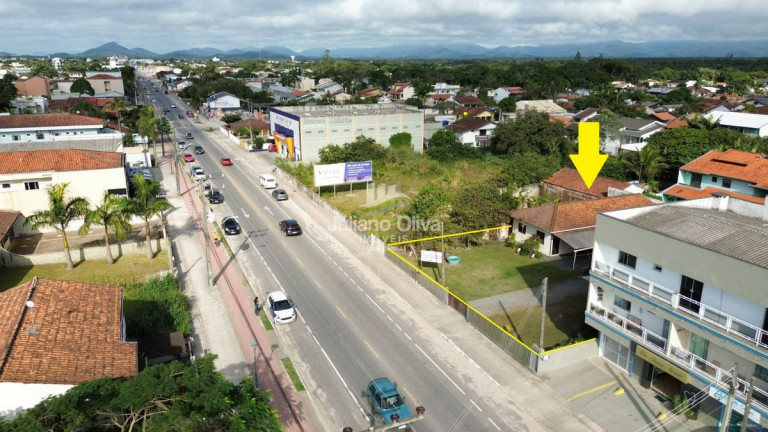 Imagem Casa com 6 Quartos à Venda, 190 m² em Cambiju - Itapoá