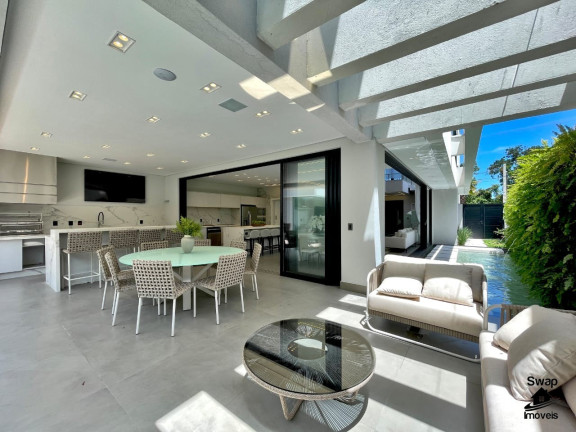 Imagem Casa com 5 Quartos à Venda,  em Riviera - Bertioga