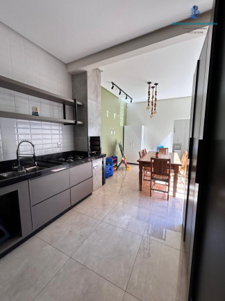 Imagem Casa com 3 Quartos à Venda, 172 m² em Santa Genoveva - Goiânia