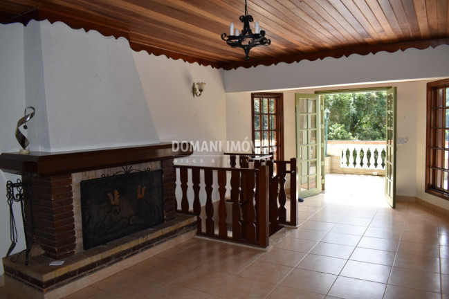 Imagem Casa com 6 Quartos à Venda, 360 m² em Região Do Parque Pedra Do Baú - Campos Do Jordão
