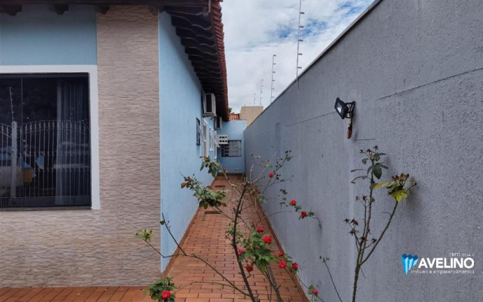 Imagem Casa com 3 Quartos à Venda, 550 m² em Vila Planalto - Campo Grande Imagem Casa com 3 Quartos à Venda, 550 m² em Vila Planalto - Campo Grande