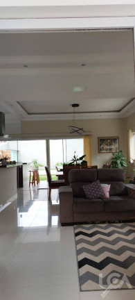 Imagem Casa com 4 Quartos à Venda, 360 m² em Jardim Britânia - Caraguatatuba Imagem Casa com 4 Quartos à Venda, 360 m² em Jardim Britânia - Caraguatatuba