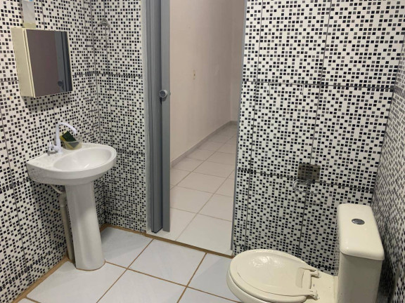 Imagem Casa com 3 Quartos para Alugar,  em Colonia Terra Nova - Manaus