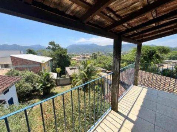 Imagem Casa com 3 Quartos à Venda, 180 m² em Engenho Do Mato - Niterói Imagem Casa com 3 Quartos à Venda, 180 m² em Engenho Do Mato - Niterói