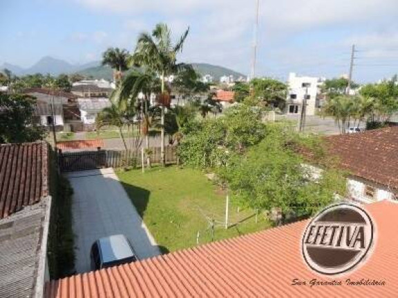 Imagem Casa com 3 Quartos à Venda, 280 m² em Centro - Guaratuba