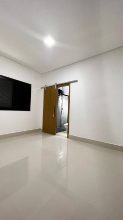 Imagem Casa com 3 Quartos à Venda, 134 m² em Caiçara - Praia Grande Imagem Casa com 3 Quartos à Venda, 134 m² em Caiçara - Praia Grande