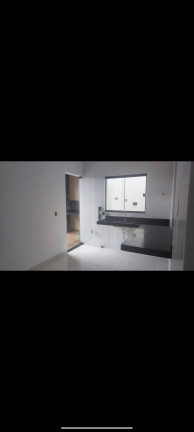 Imagem Casa com 3 Quartos à Venda, 180 m² em Goiânia Imagem Casa com 3 Quartos à Venda, 180 m² em Goiânia