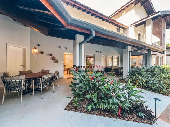 Imagem Casa com 5 Quartos à Venda, 401 m² em Riviera Módulo 19 - Bertioga Imagem Casa com 5 Quartos à Venda, 401 m² em Riviera Módulo 19 - Bertioga