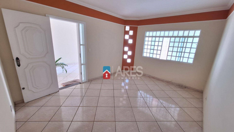 Casa com 3 Quartos à Venda, 144 m² em Parque Novo Mundo - Americana