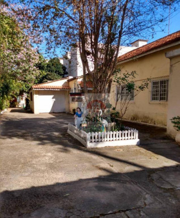 Imagem Casa com 3 Quartos à Venda, 350 m² em Vila Jaboticabeira - Taubaté