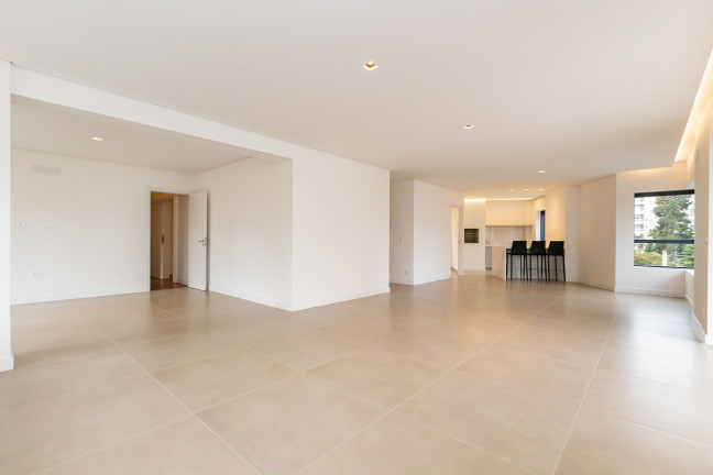 Imagem Apartamento com 3 Quartos à Venda, 241 m² em Cabral - Curitiba Imagem Apartamento com 3 Quartos à Venda, 241 m² em Cabral - Curitiba