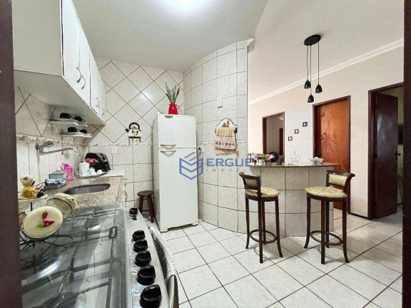 Imagem Casa com 4 Quartos à Venda, 247 m² em Maraponga - Fortaleza Imagem Casa com 4 Quartos à Venda, 247 m² em Maraponga - Fortaleza