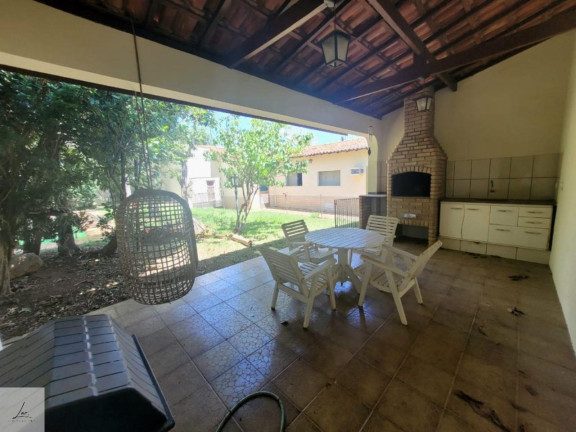Imagem Casa com 3 Quartos à Venda, 232 m² em Vila Suíça - Indaiatuba Imagem Casa com 3 Quartos à Venda, 232 m² em Vila Suíça - Indaiatuba