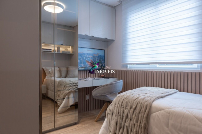 Imagem Apartamento com 3 Quartos à Venda, 67 m² em São João - Porto Alegre