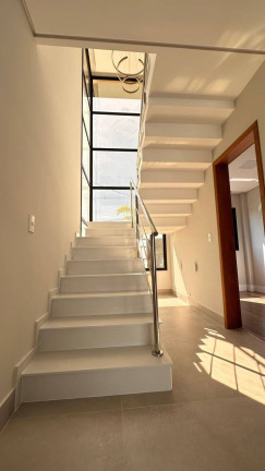 Imagem Casa com 3 Quartos à Venda, 260 m² em Loteamento Floresta - São José Dos Campos Imagem Casa com 3 Quartos à Venda, 260 m² em Loteamento Floresta - São José Dos Campos