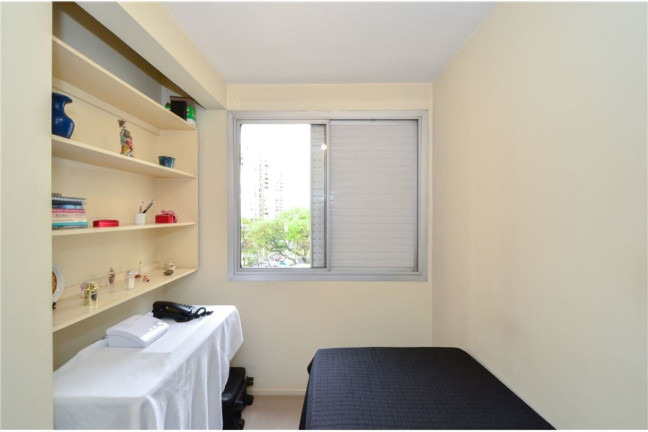 Imagem Apartamento com 3 Quartos à Venda, 72 m² em Moema - São Paulo
