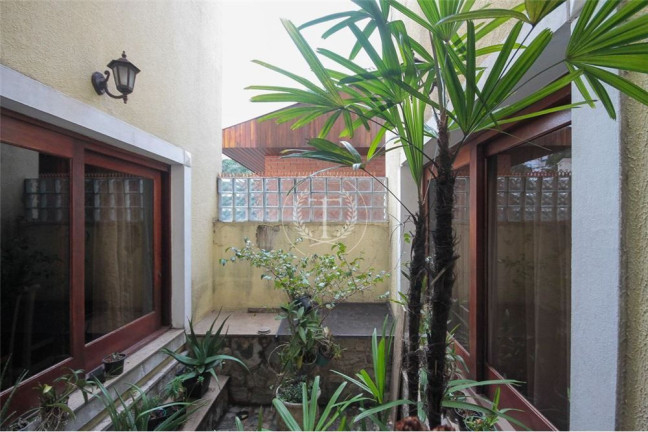 Imagem Casa com 4 Quartos à Venda, 350 m² em Tremembé - São Paulo