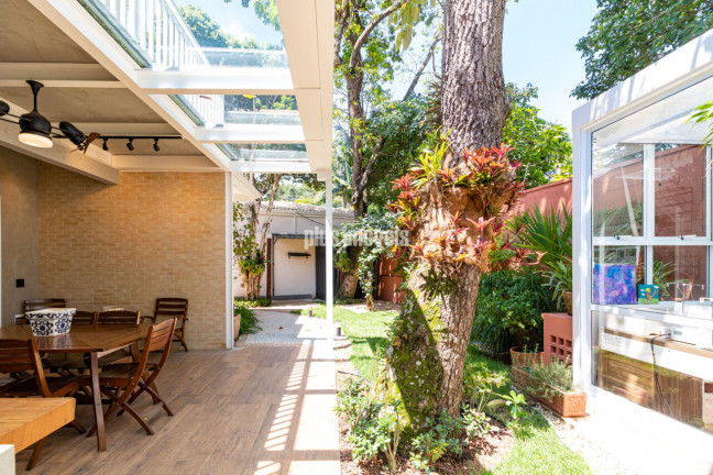 Imagem Casa com 4 Quartos à Venda, 275 m² em Chácara Monte Alegre - São Paulo Imagem Casa com 4 Quartos à Venda, 275 m² em Chácara Monte Alegre - São Paulo