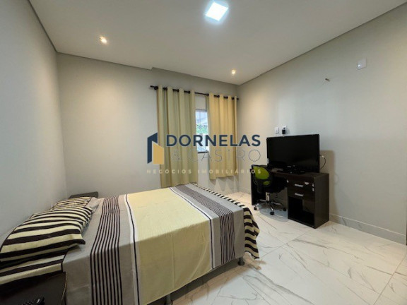 Imagem Casa com 3 Quartos à Venda, 400 m² em Guará I - Brasília Imagem Casa com 3 Quartos à Venda, 400 m² em Guará I - Brasília