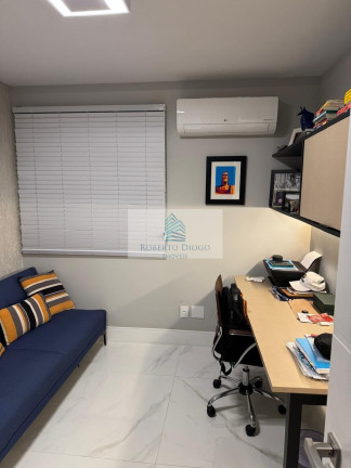 Imagem Imóvel com 2 Quartos à Venda, 100 m² em Barra Da Tijuca - Rio De Janeiro