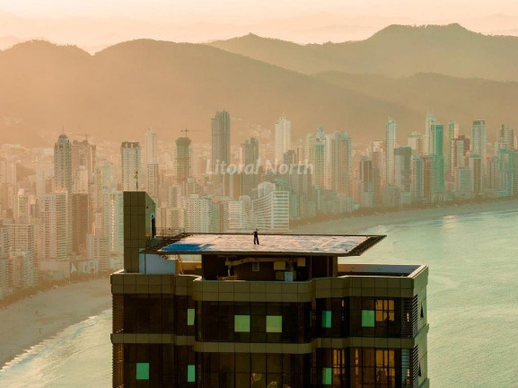 Imagem Apartamento com 4 Quartos à Venda, 261 m² em Barra Sul - Balneário Camboriú