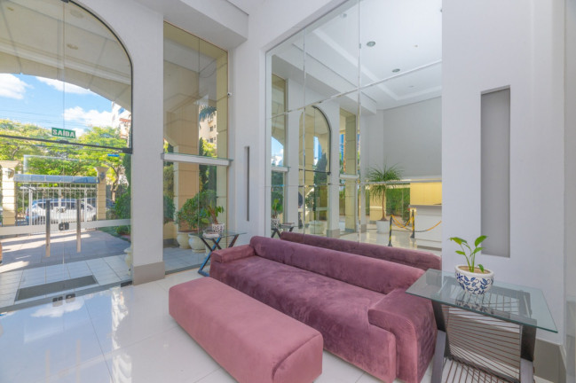 Imagem Imóvel com 1 Quarto à Venda, 47 m² em Menino Deus - Porto Alegre Imagem Imóvel com 1 Quarto à Venda, 47 m² em Menino Deus - Porto Alegre
