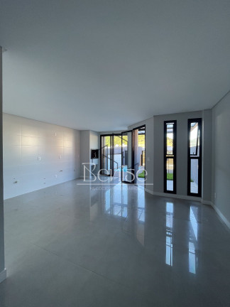 Imagem Casa com 3 Quartos à Venda, 157 m² em Terras Altas - Camboriú Imagem Casa com 3 Quartos à Venda, 157 m² em Terras Altas - Camboriú