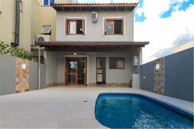 Imagem Casa com 3 Quartos à Venda,  em Hípica - Porto Alegre