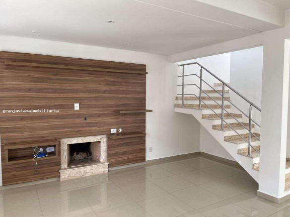 Imagem Casa à Venda, em Moinho Velho - Cotia Imagem Casa à Venda, em Moinho Velho - Cotia