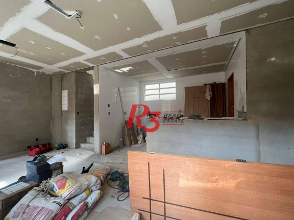Imagem Casa com 2 Quartos à Venda, 180 m² em Embaré - Santos