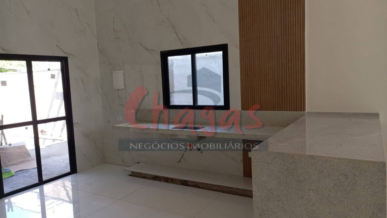 Imagem Casa com 3 Quartos à Venda, 150 m² em Massaguaçu - Caraguatatuba Imagem Casa com 3 Quartos à Venda, 150 m² em Massaguaçu - Caraguatatuba