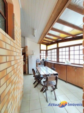 Imagem Casa com 2 Quartos à Venda, 100 m² em Posse - Teresópolis