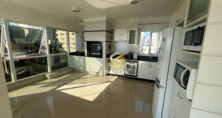 Imagem Apartamento com 3 Quartos à Venda, 220 m² em Meia Praia - Itapema