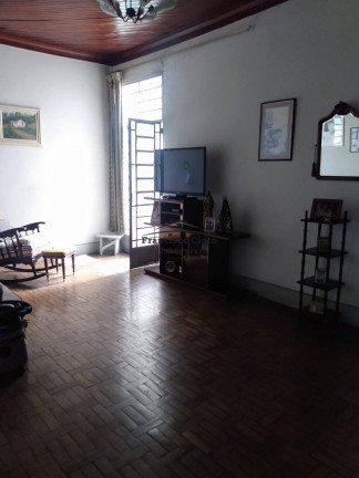 Imagem Casa com 4 Quartos à Venda, 156 m² em Centro - Guaratinguetá