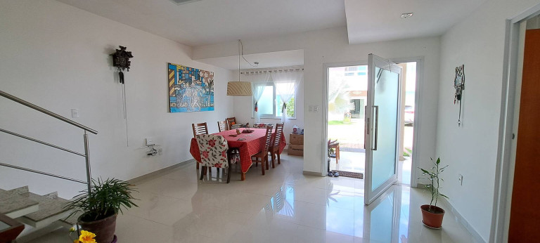 Imagem Casa com 4 Quartos à Venda, 183 m² em Buraquinho - Lauro De Freitas