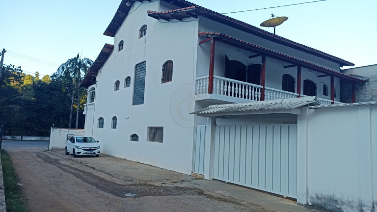 Imagem Casa com 4 Quartos à Venda, 475 m² em Centro - Paraibuna Imagem Casa com 4 Quartos à Venda, 475 m² em Centro - Paraibuna