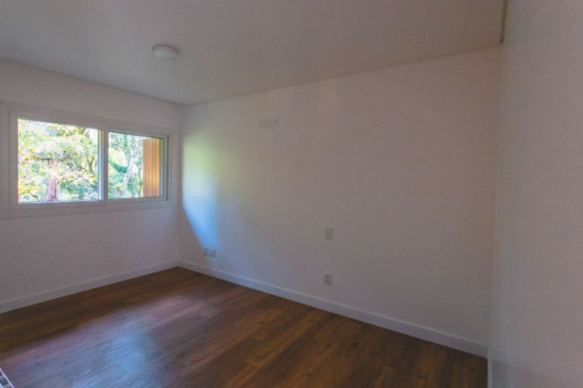 Imagem Casa de Condomínio com 4 Quartos à Venda, 385 m² em Centro - Gramado