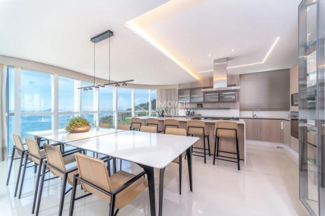 Imagem Apartamento com 4 Quartos à Venda, 237 m² em Centro - Balneário Camboriú Imagem Apartamento com 4 Quartos à Venda, 237 m² em Centro - Balneário Camboriú