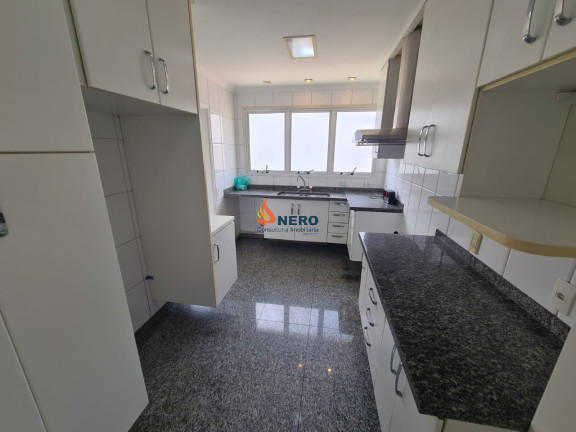 Imagem Imóvel com 3 Quartos à Venda, 252 m² em Campo Belo - São Paulo Imagem Imóvel com 3 Quartos à Venda, 252 m² em Campo Belo - São Paulo