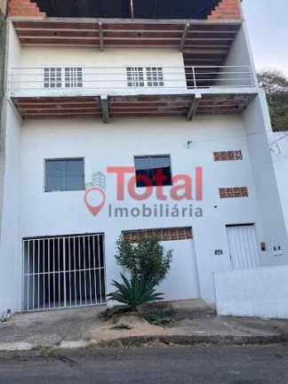 Casa com 4 Quartos à Venda, 1.050 m² em Caravelas - Ipatinga