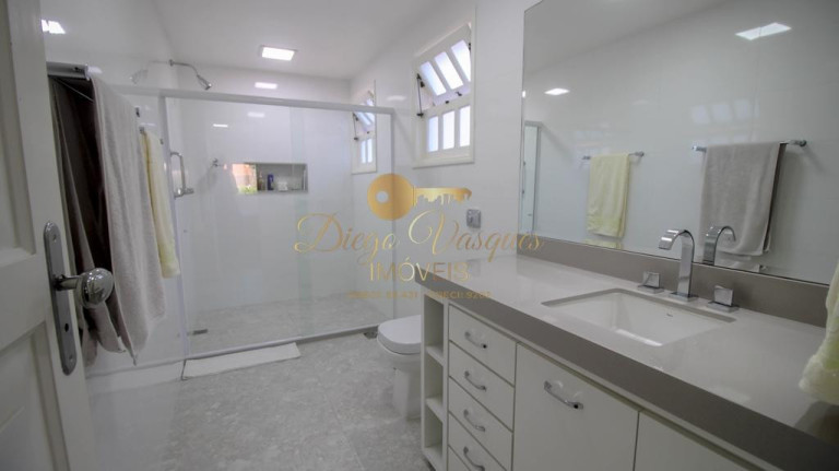 Imagem Casa com 3 Quartos à Venda, 1.300 m² em Comary - Teresópolis Imagem Casa com 3 Quartos à Venda, 1.300 m² em Comary - Teresópolis