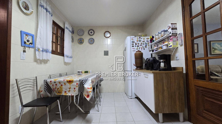 Imagem Casa com 3 Quartos à Venda, 100 m² em Albuquerque - Teresópolis Imagem Casa com 3 Quartos à Venda, 100 m² em Albuquerque - Teresópolis