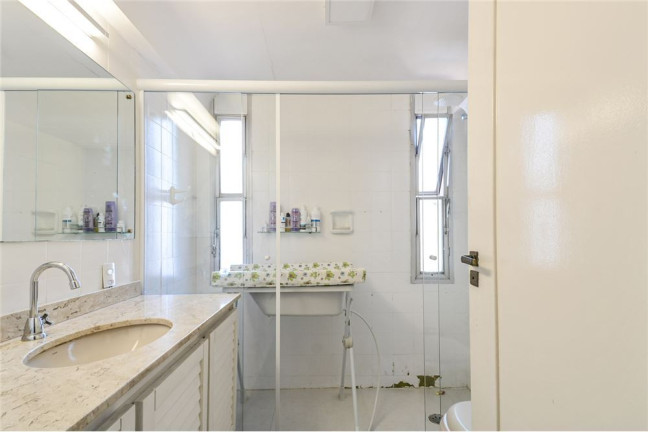 Imagem Apartamento com 3 Quartos à Venda, 122 m² em Cerqueira César - São Paulo