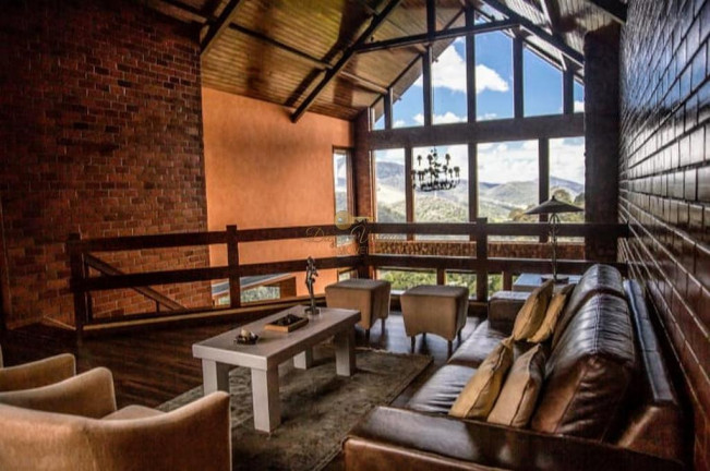 Imagem Casa com 5 Quartos à Venda, 1.000 m² em Fazenda Suiça - Teresópolis Imagem Casa com 5 Quartos à Venda, 1.000 m² em Fazenda Suiça - Teresópolis